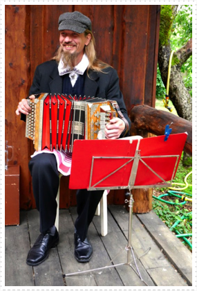 Lunchtime Music, Saaremaa, Island, Estonia